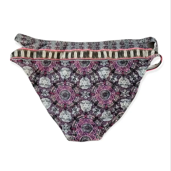 💚Free With Purchase- Low Rise Boho Print Cutout Bikini Bottom - Picture 6 of 12